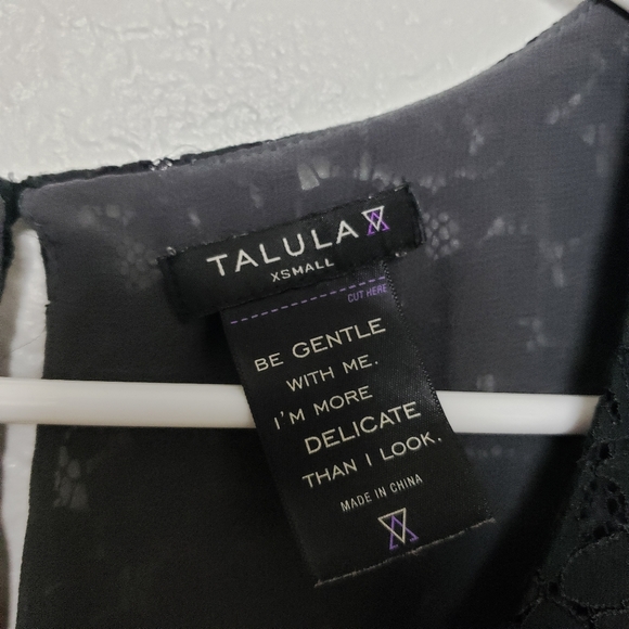 Talula Aritzia black floral lace short sleeve top - Picture 7 of 8